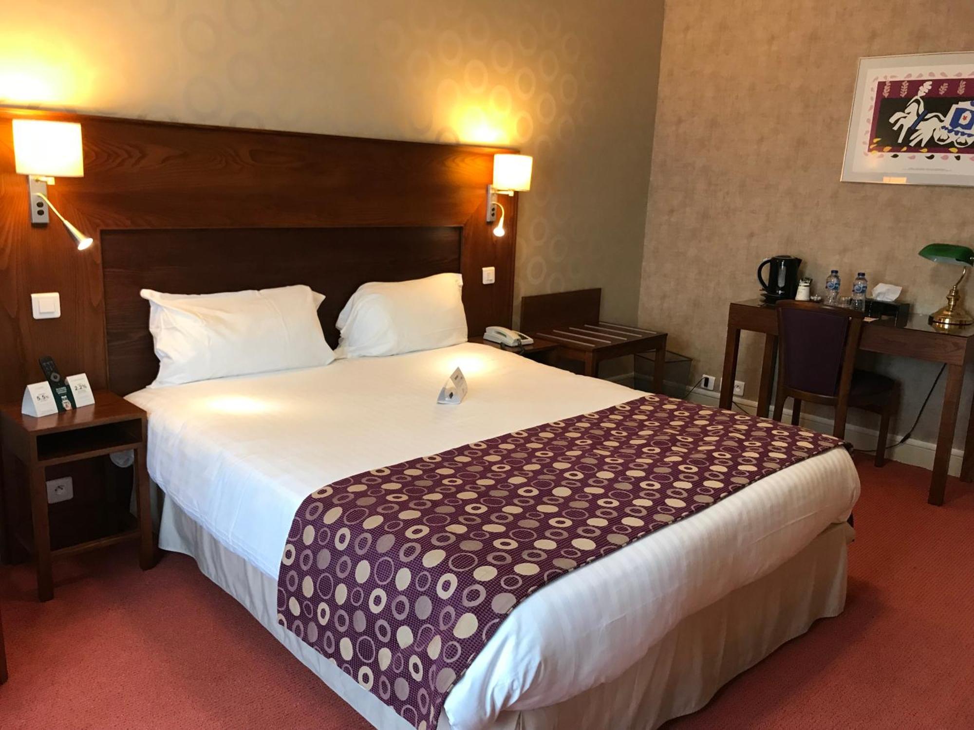 Logis Hotel & Restaurant La Paix Le Nouvion-en-Thierache Ngoại thất bức ảnh