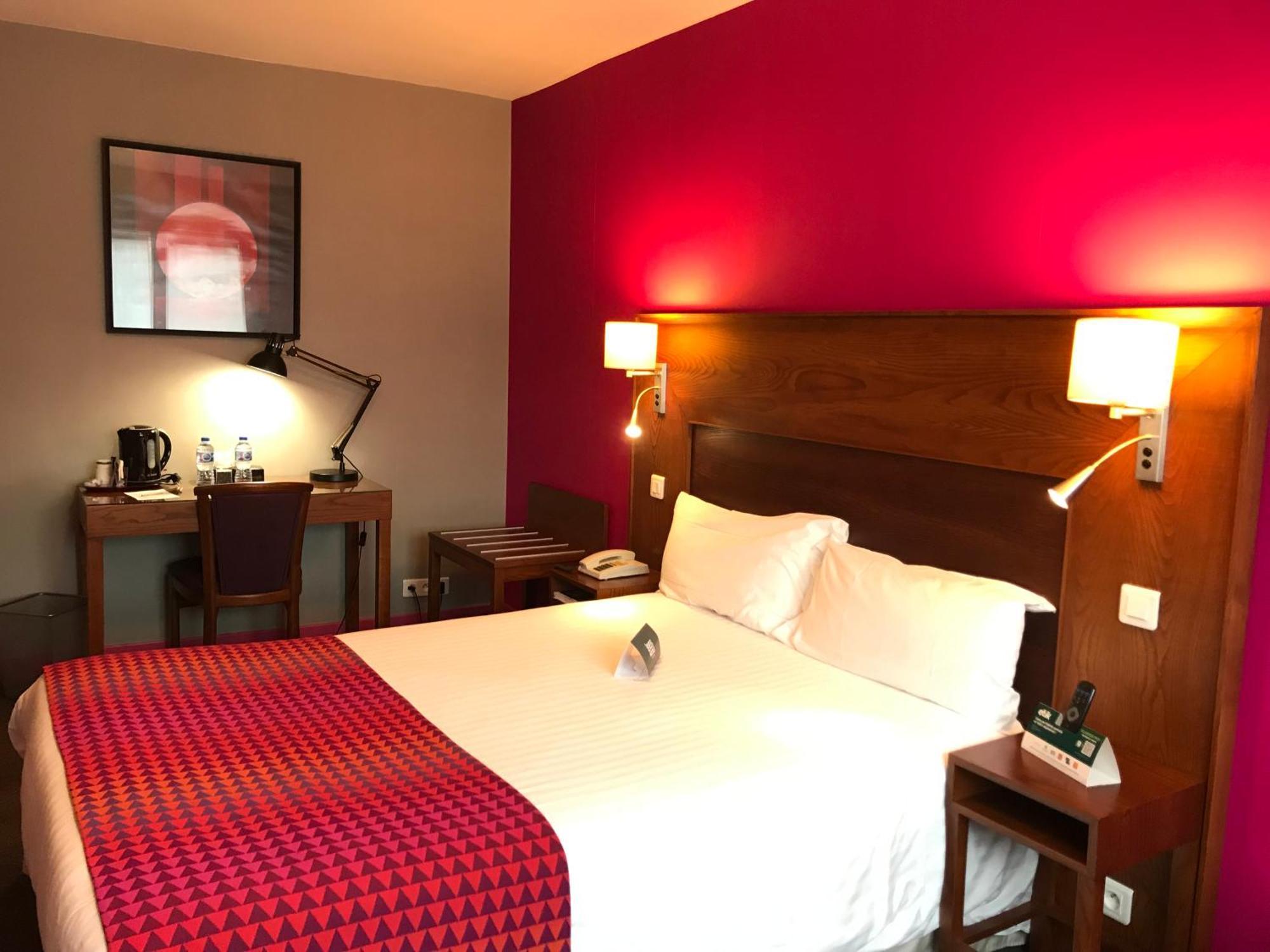Logis Hotel & Restaurant La Paix Le Nouvion-en-Thierache Ngoại thất bức ảnh