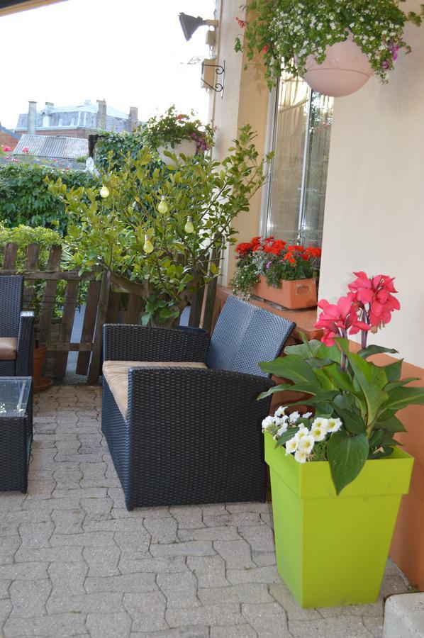 Logis Hotel & Restaurant La Paix Le Nouvion-en-Thierache Ngoại thất bức ảnh